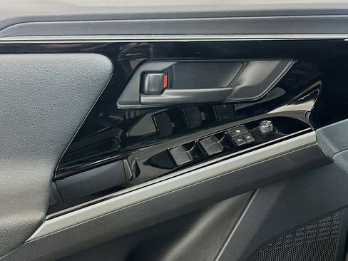 Used 2024 Toyota bZ4X XLE w/ Weather Package image 15