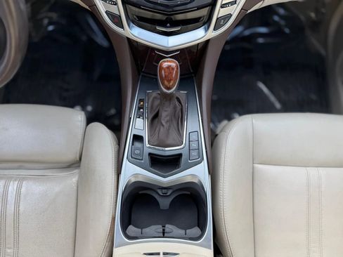 Used 2016 Cadillac SRX Luxury w/ Driver Awareness Package image 21