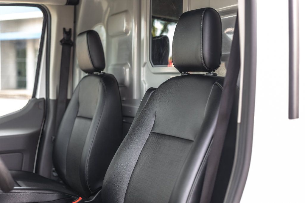 Used 2024 Ford Transit 250 148 Medium Roof Extended AWD w/ Load Area Protection Package image 17