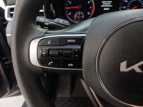 Used 2022 Kia K5 LXS image 16