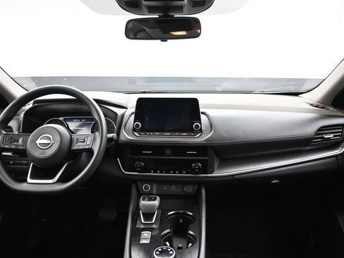 Used 2023 Nissan Rogue SV AWD/4WD image 20