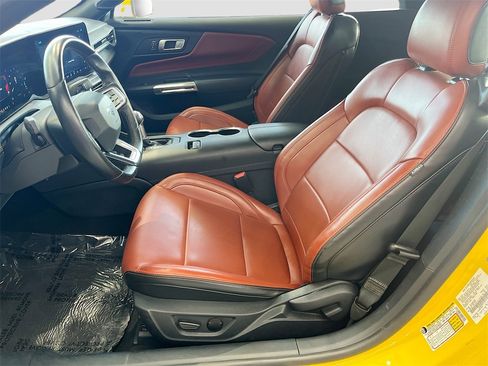 Used 2024 Ford Mustang Premium image 20