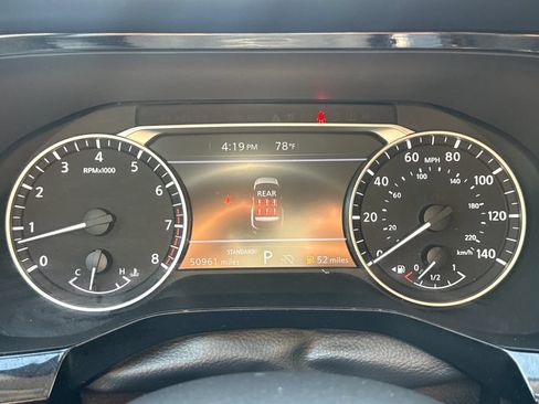 Used 2025 Nissan Pathfinder SV FWD image 21