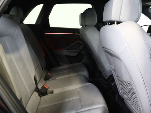 Used 2023 Audi Q3 2.0T Premium Plus w/ Premium Plus Package image 21