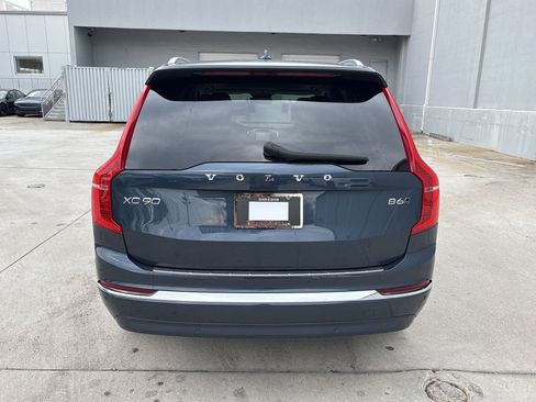 Certified 2024 Volvo XC90 B6 Plus w/ Protection Package Premier image 10