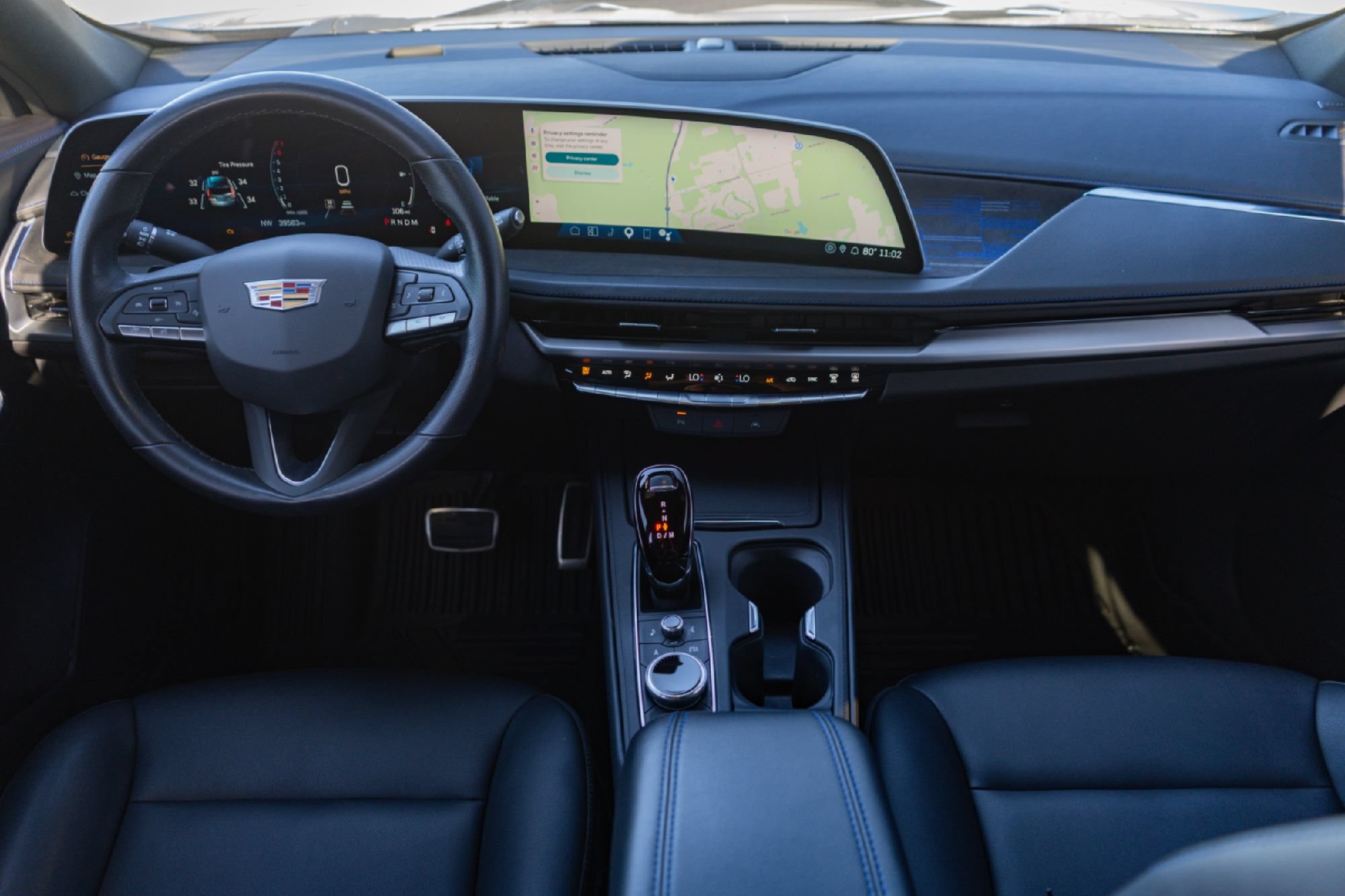 Used 2024 Cadillac XT4 Sport FWD image 23