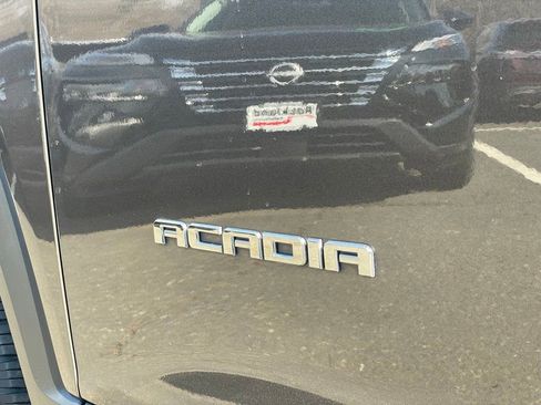 Used 2019 GMC Acadia SLT w/ LPO, Floor Liner Package image 38