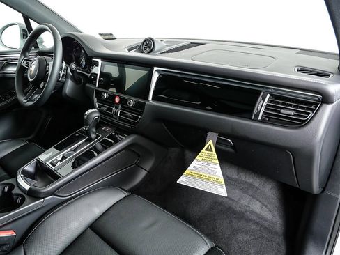 New 2026 Porsche Macan S image 26