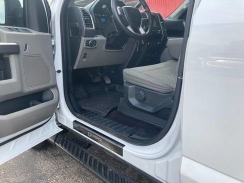 Used 2015 Ford F150 XLT w/ Trailer Tow Package image 3