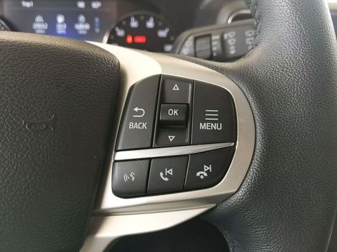 Used 2023 Ford Explorer XLT w/ Equipment Group 202A AWD/4WD image 20