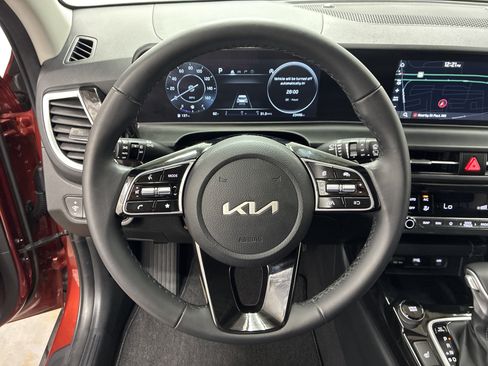 Certified 2024 Kia Seltos S AWD/4WD image 23