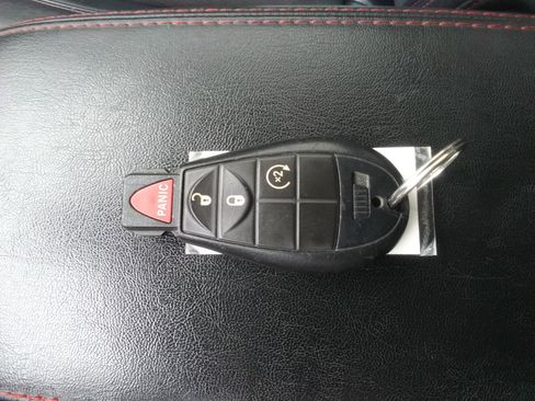 Used 2016 Jeep Cherokee Trailhawk w/ Cold Weather Group image 24