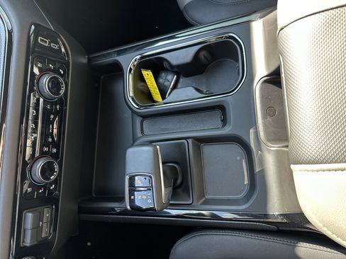 Used 2023 Chevrolet Silverado 1500 ZR2 w/ Technology Package image 23