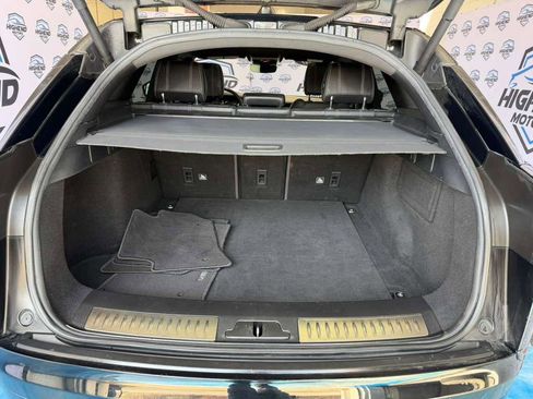 Used 2020 Land Rover Range Rover Velar R-Dynamic S image 22