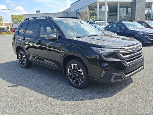 New 2025 Subaru Forester Limited image 2