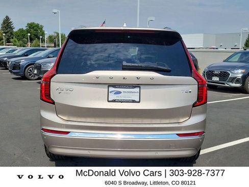 New 2026 Volvo XC90 T8 Plus w/ Protection Package Premier AWD/4WD image 4
