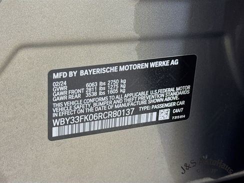 Used 2024 BMW i5 eDrive40i w/ M Sport Package image 40