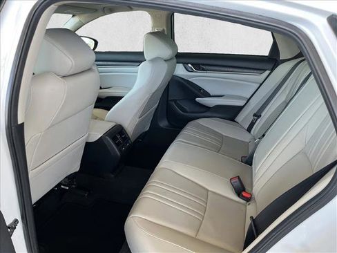 Used 2022 Honda Accord EX-L image 10