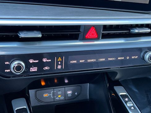 New 2026 Kia Sorento SX image 19