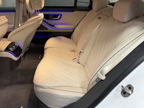 Used 2024 Mercedes-Benz S 580 S 580 image 39