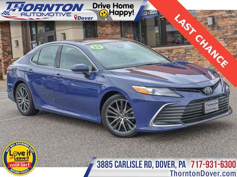 Used 2023 Toyota Camry XLE FWD image 1