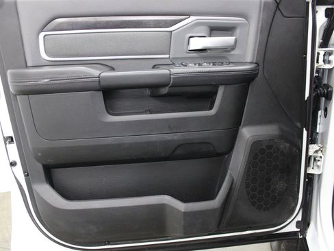 Used 2022 RAM 2500 Big Horn AWD/4WD image 12