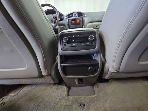 Certified 2016 Buick Enclave Leather w/ Trailering Package FWD image 30