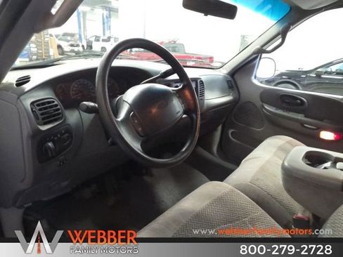 Used 2001 Ford F150 XLT image 12