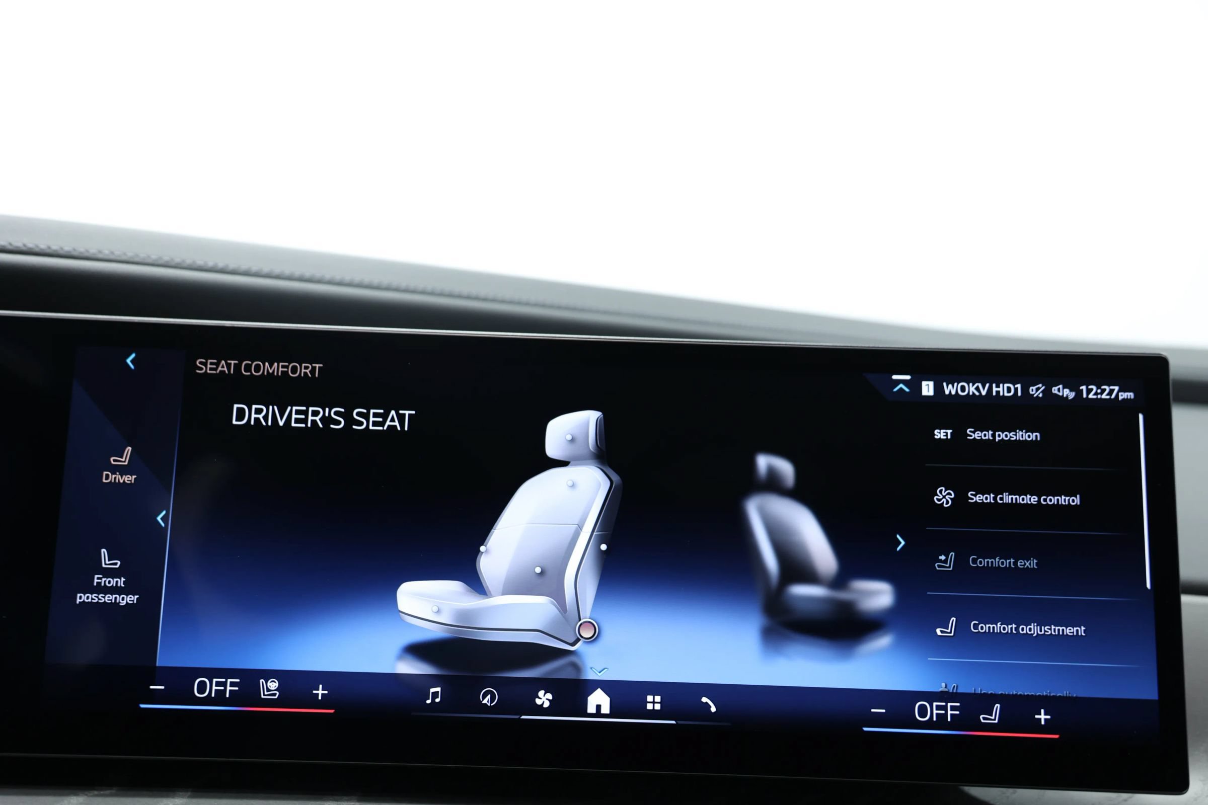 Used 2025 BMW 740i RWD image 38