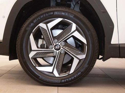 Used 2023 Hyundai Tucson Limited image 9