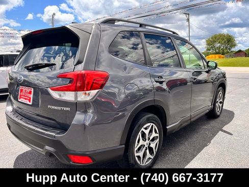 Used 2021 Subaru Forester Premium AWD/4WD image 4