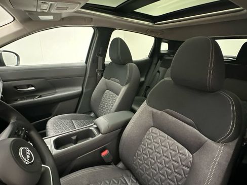 New 2026 Nissan Kicks SV w/ SV Premium Package AWD/4WD image 9