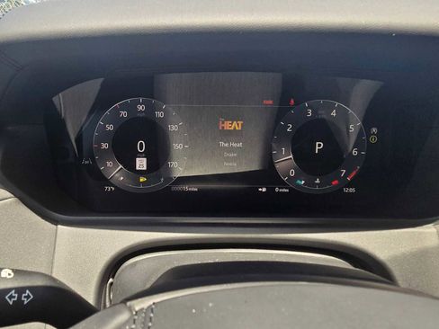 Certified 2026 Land Rover Range Rover Velar Dynamic SE image 27