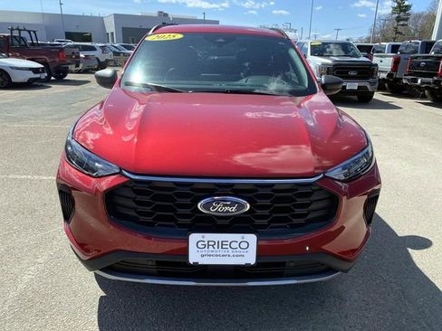 Used 2025 Ford Escape ST-Line w/ Tech Pack #1 AWD/4WD image 11