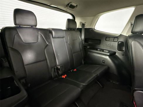 Used 2024 Kia Telluride EX w/ EX Captain's Chair Package AWD/4WD image 40