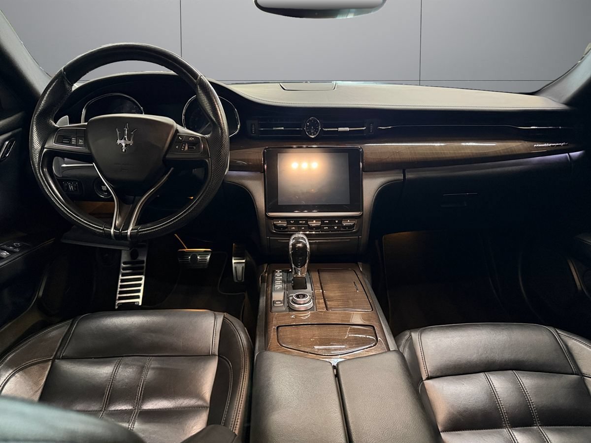 Used 2017 Maserati Quattroporte S GranSport RWD image 11
