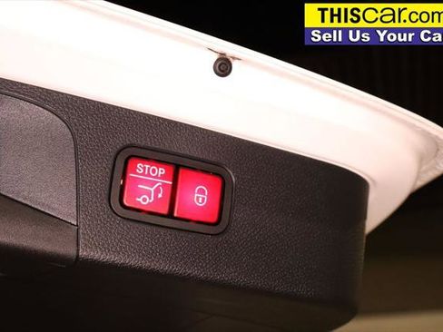 Used 2021 Mercedes-Benz GLC 300 image 32