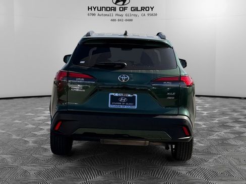 Used 2024 Toyota Corolla Cross XLE image 6