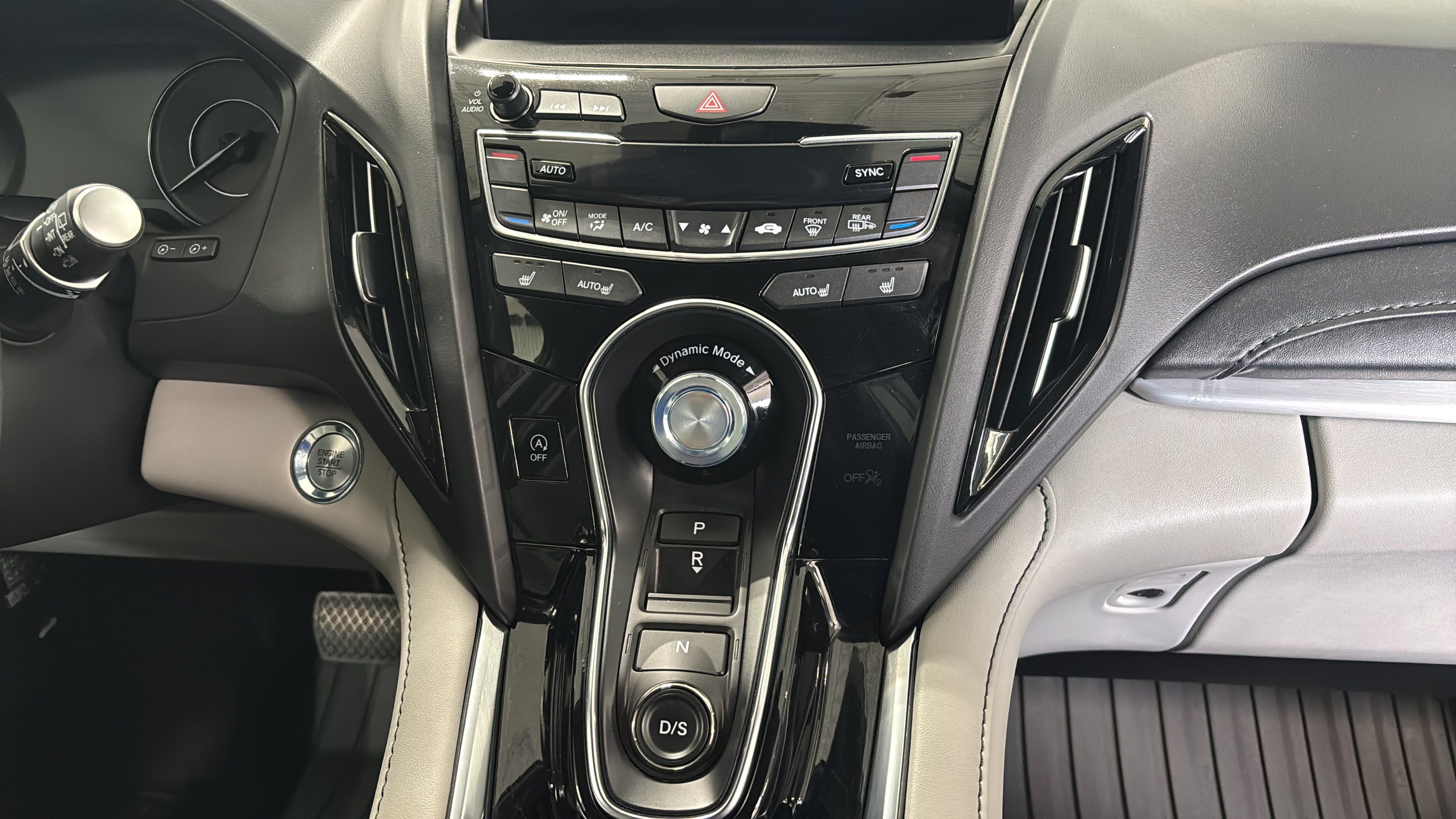 Used 2023 Acura RDX w/ Technology Package FWD image 30