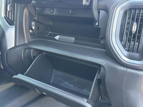 Used 2022 Chevrolet Silverado 2500 LT w/ Convenience Package image 43