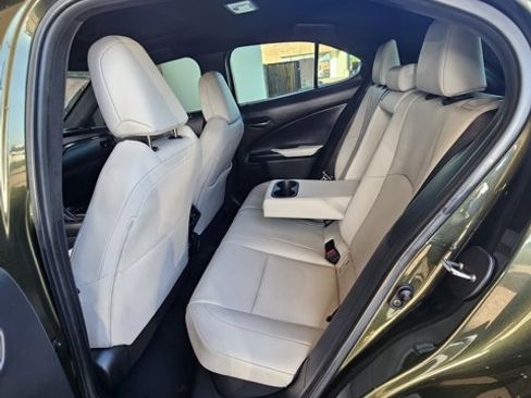 Used 2020 Lexus UX 250h w/ Premium Package image 14