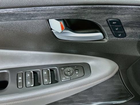 Used 2019 Hyundai Santa Fe AWD image 23