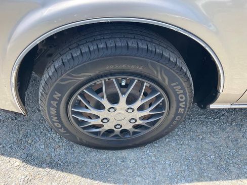 Used 1996 Nissan Maxima SE FWD image 28