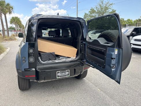 New 2026 Land Rover Defender 110 S AWD/4WD image 11