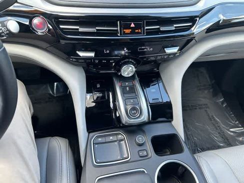 Certified 2024 Acura MDX SH-AWD w/ Technology Package image 17