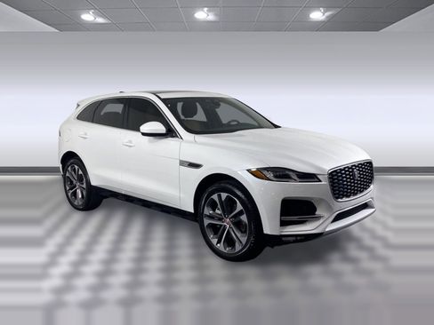New 2023 Jaguar F-PACE S image 5