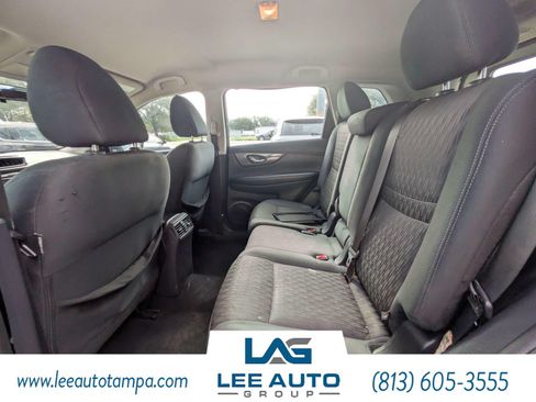 Used 2018 Nissan Rogue S FWD image 13