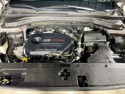 Used 2019 Hyundai Santa Fe Limited w/ Cargo Package image 23