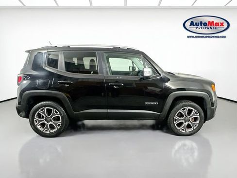 Used 2017 Jeep Renegade Limited image 10