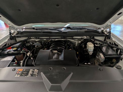 Used 2015 Chevrolet Silverado 1500 LT AWD/4WD image 50
